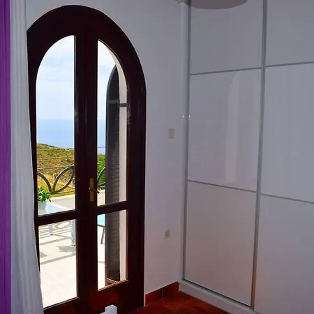 Magnificent Sea View,clean And Bright