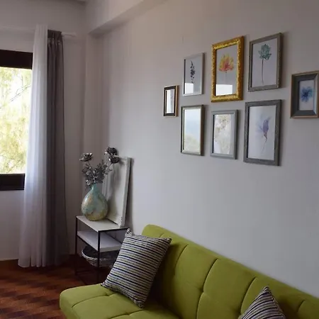 Magnificent Sea View,clean And Bright Apartment