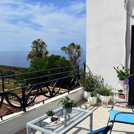 Magnificent Sea View,clean And Bright Apartament Kalathas