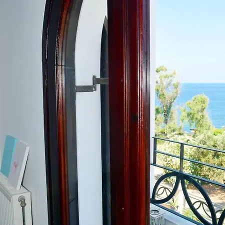 Magnificent Sea View,clean And Bright Apartament Kalathas
